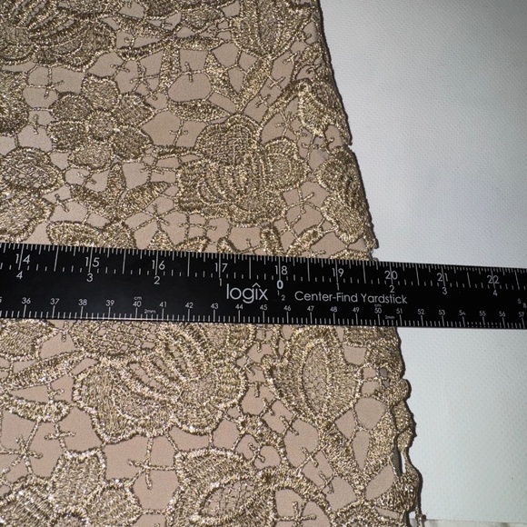 Lauren Ralph Lauren Champagne Lace Sheath Dress Gold Metallic 10 - Picture 12 of 14